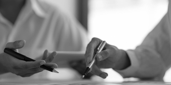 Derecho Inmobiliario / Abogados Inmobiliarios Calanda · Redacción y Revisión de Contratos de Compraventa de Inmuebles