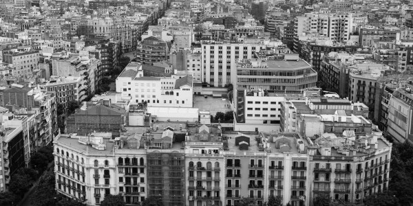 Derecho Inmobiliario / Abogados Inmobiliarios Calanda · Revisión y Modificación de Estatutos y Normas de la Comunidad