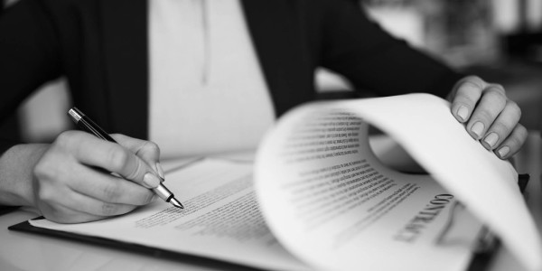 Derecho Laboral / Abogados Laboralistas Cella · Permisos Maternidad / Paternidad