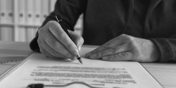 Derecho Mercantil / Abogados Mercantilistas Montalbán · Asesoramiento Contratación y Reclamación de Pólizas de Seguro Comercial
